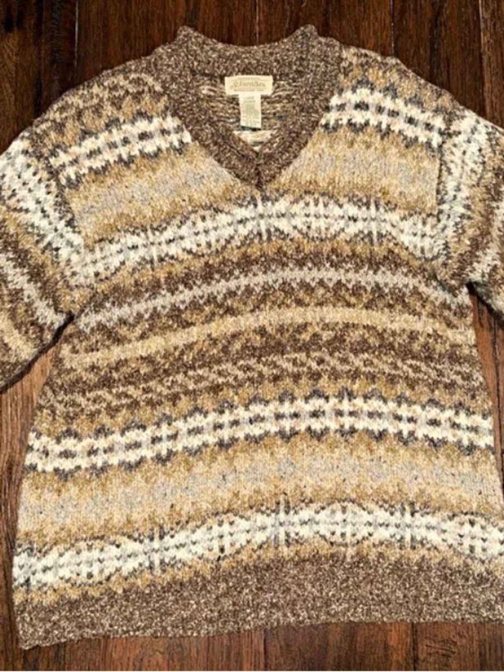 Vintage St. John’s Bay chunky knit sweater size large.